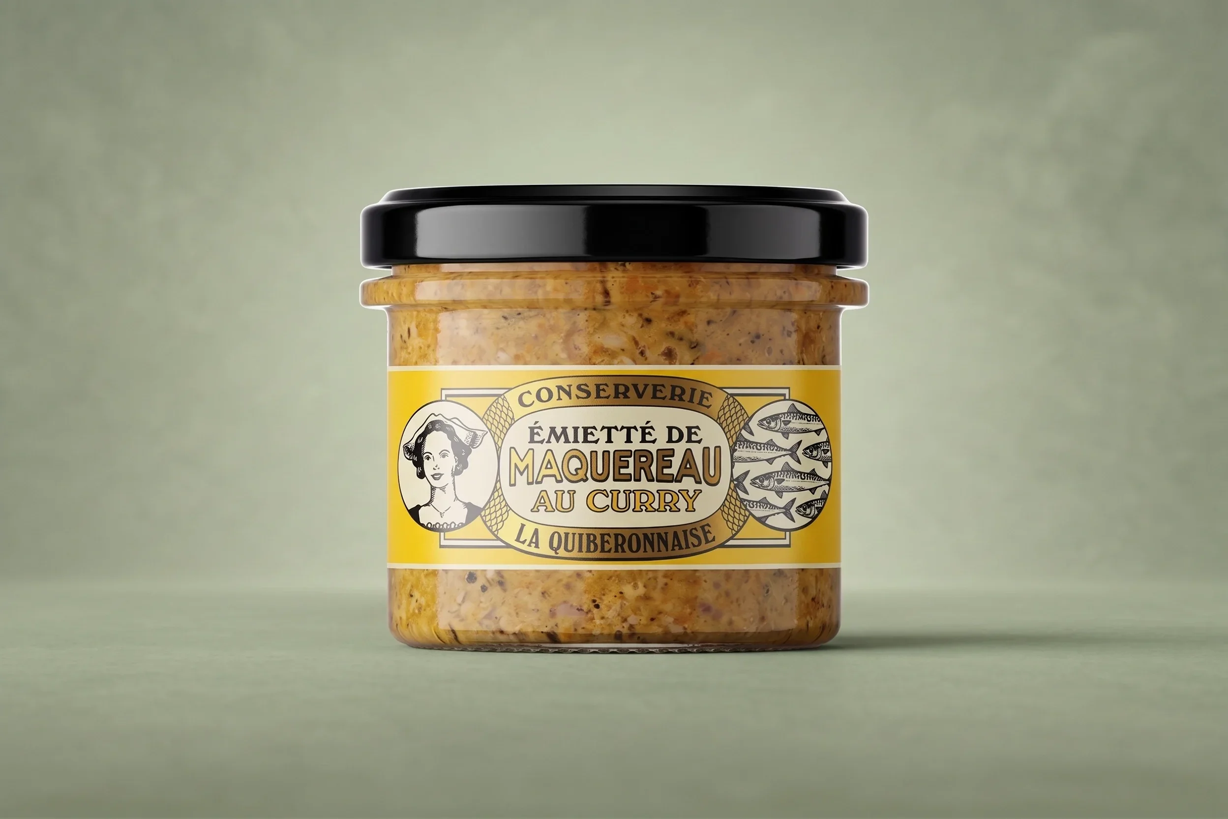bleu juin la quiberonnaise belle iloise quiberon bretagne packshot packaging photo conserverie émietté maquereau curry packaging design graphiste direction artistique